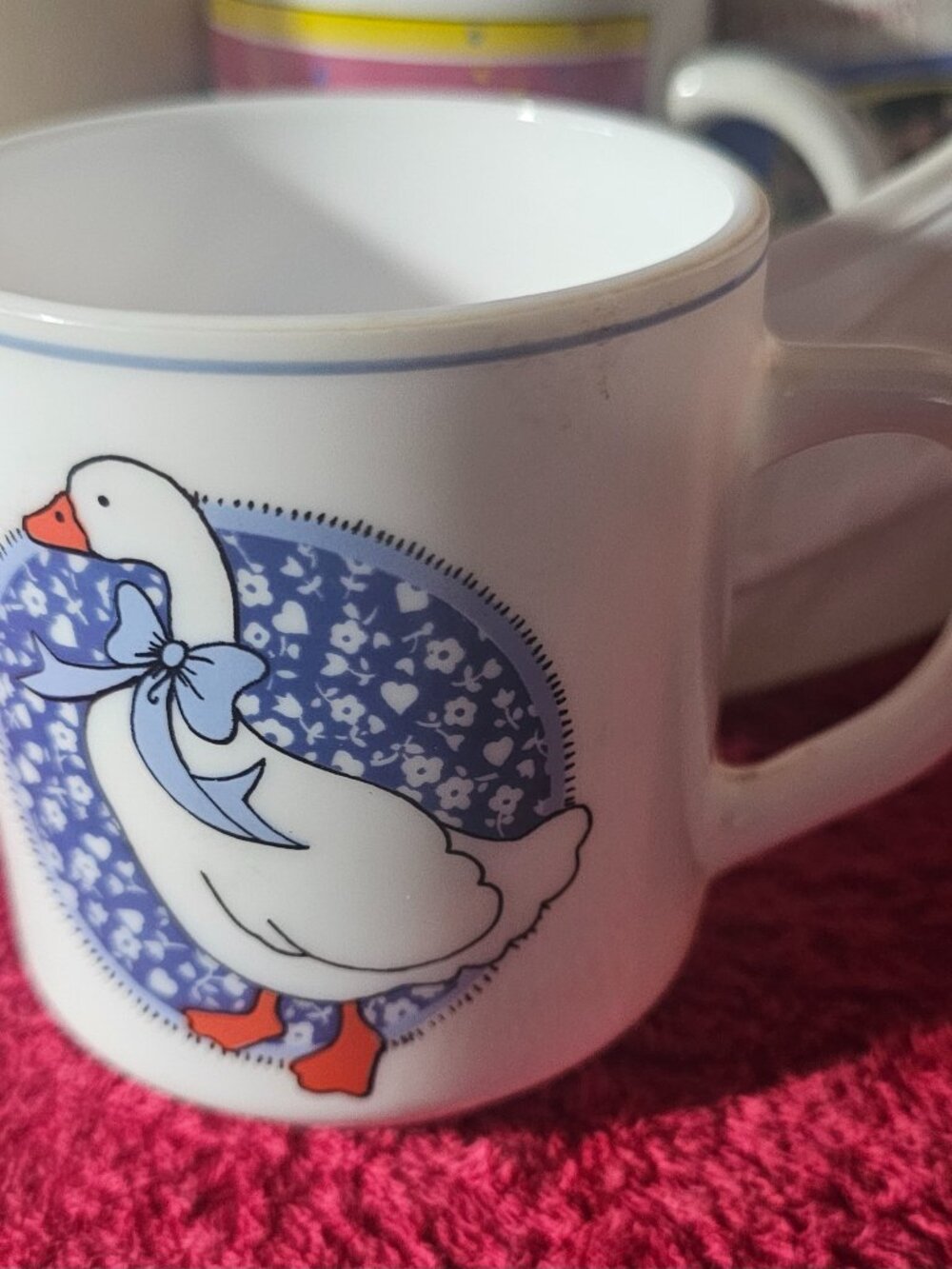 Blue Ribbon Mother Goose- Arcopal France Country Mug